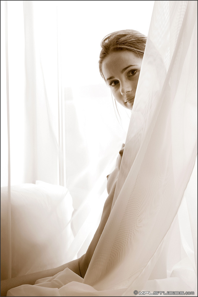 Photo #5 of Anya posing in Divine