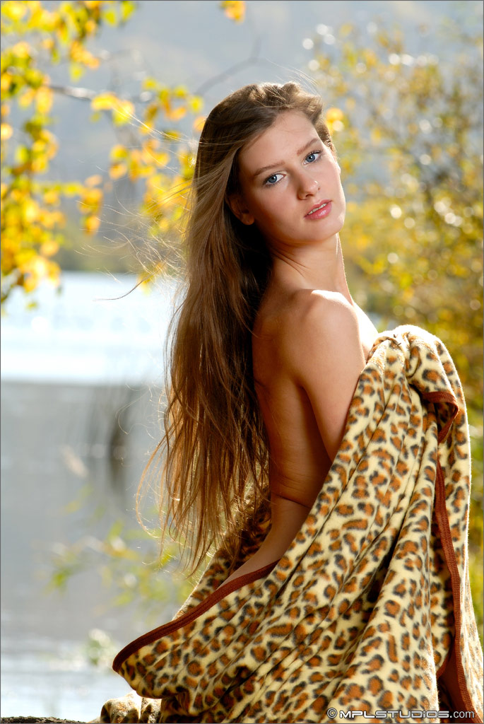 Photo #1 of Adriana posing in Autumn Gold
