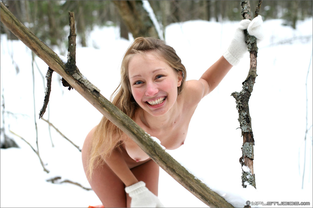 Photo #6 of Masha posing in Winter Angels