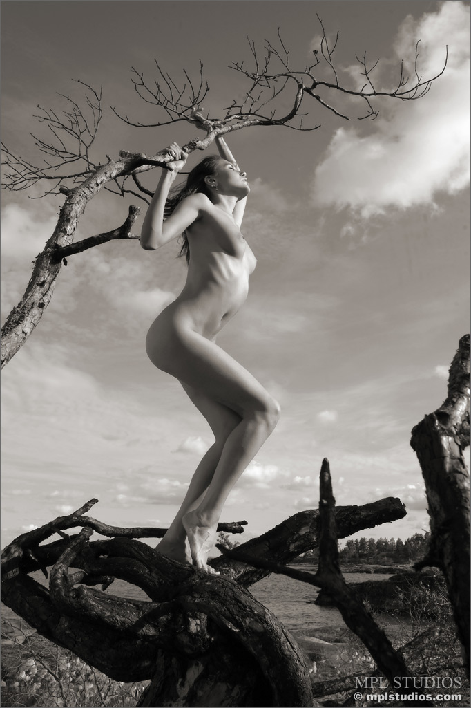 Photo #8 of Nata posing in Aftermath