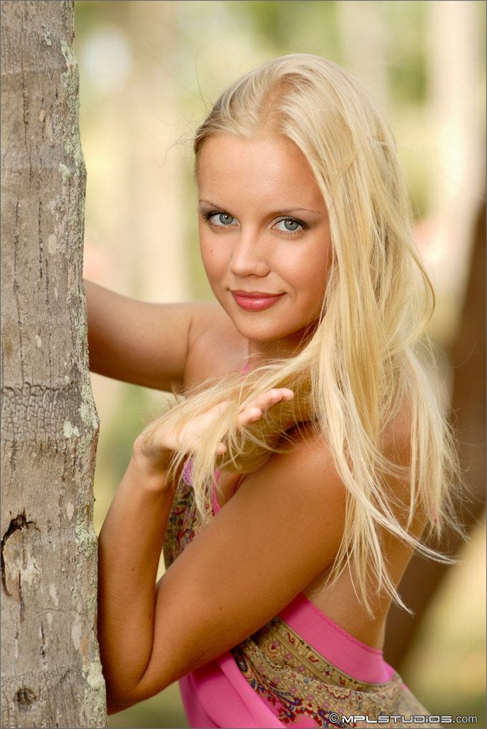 Photo #6 of Sarah posing in Monsoon