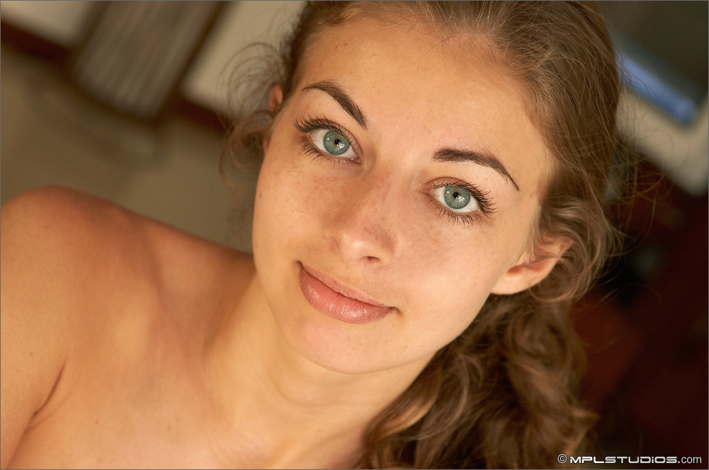 Photo #7 of Sasha posing in Indigo Eyes