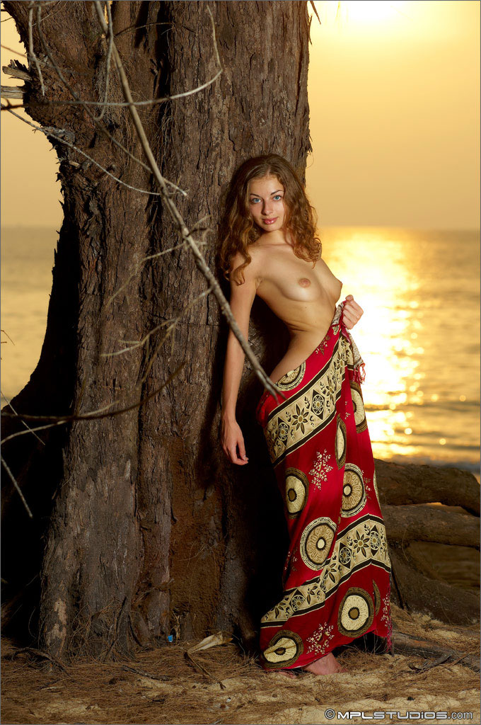 Photo #2 of Sasha posing in Lemon Drop