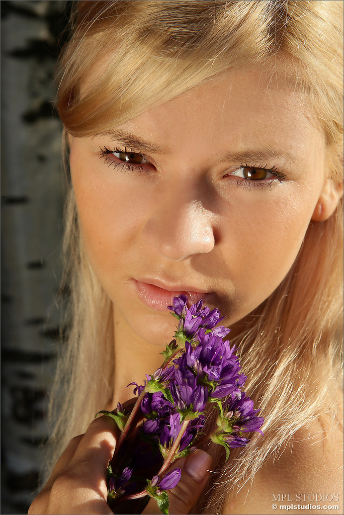 Photo #1 of Alla posing in Violet Hill