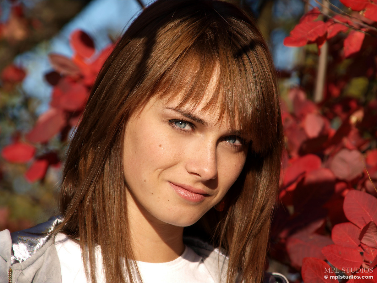 Photo #1 of Maya posing in Postcard from Crimea