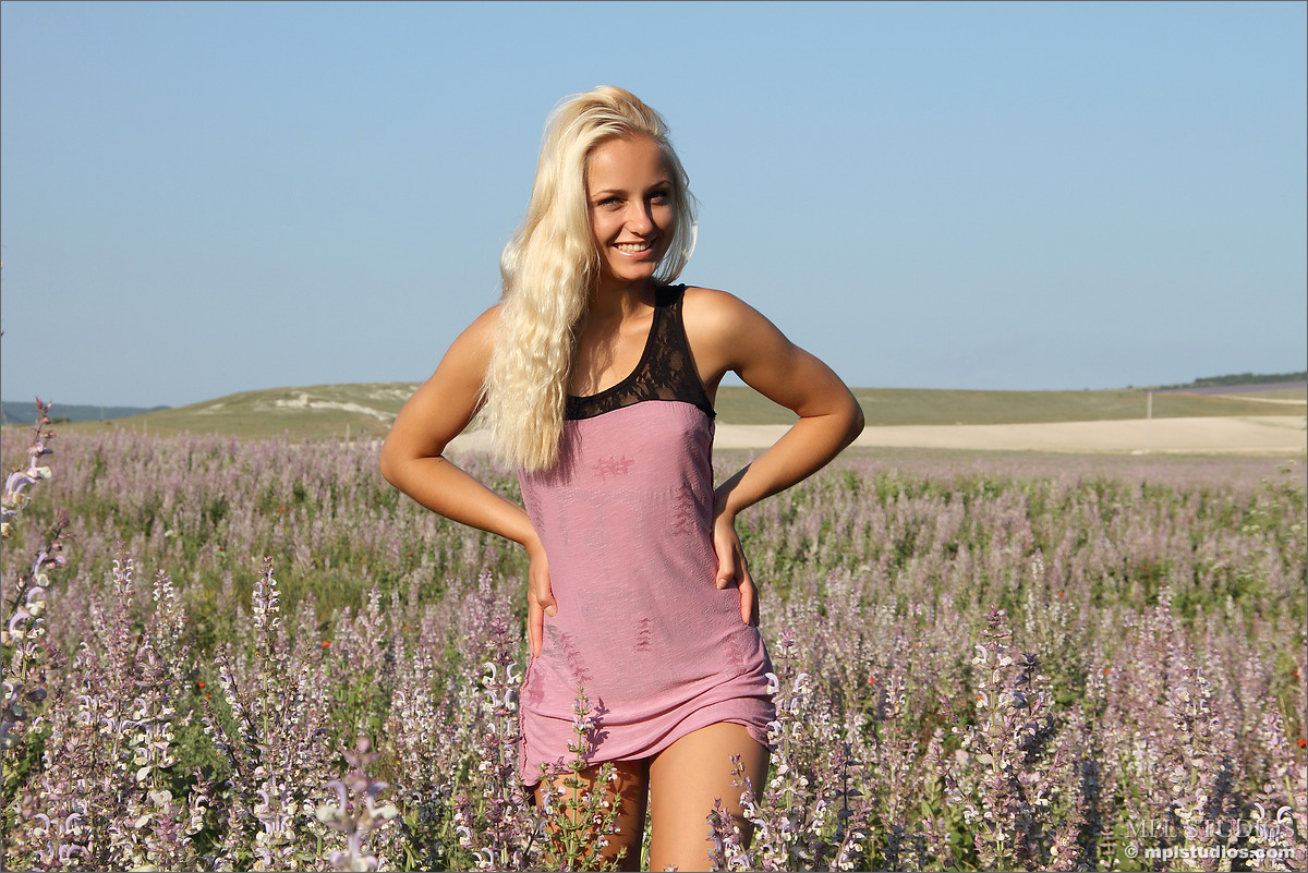 Photo #1 of Tess posing in Beautiful Summer