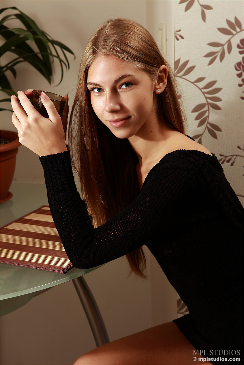 Photo #1 of Chelsea posing in Cosmopolitan
