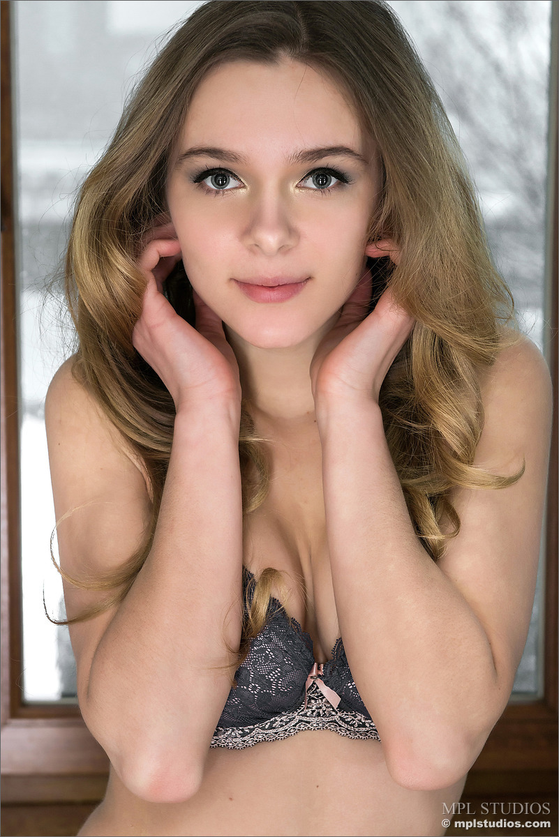 Photo #1 of Karissa Diamond posing in Room With a View