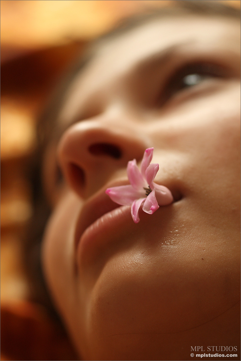 Photo #6 of Lidija posing in Bodyscape: Droplets