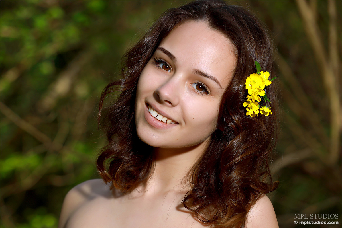 Photo #1 of Alma posing in Forest Cutie