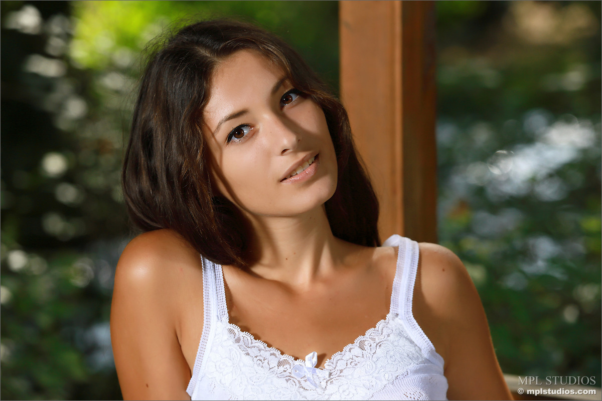 Photo #2 of Hailey posing in Uncovered