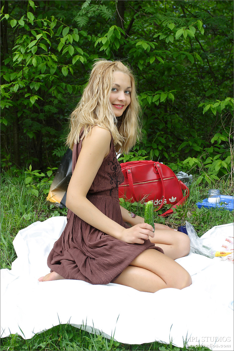 Photo #1 of Lilya posing in Picnic by the Pond