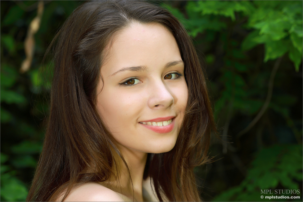 Photo #1 of Alma posing in Gentle Nature