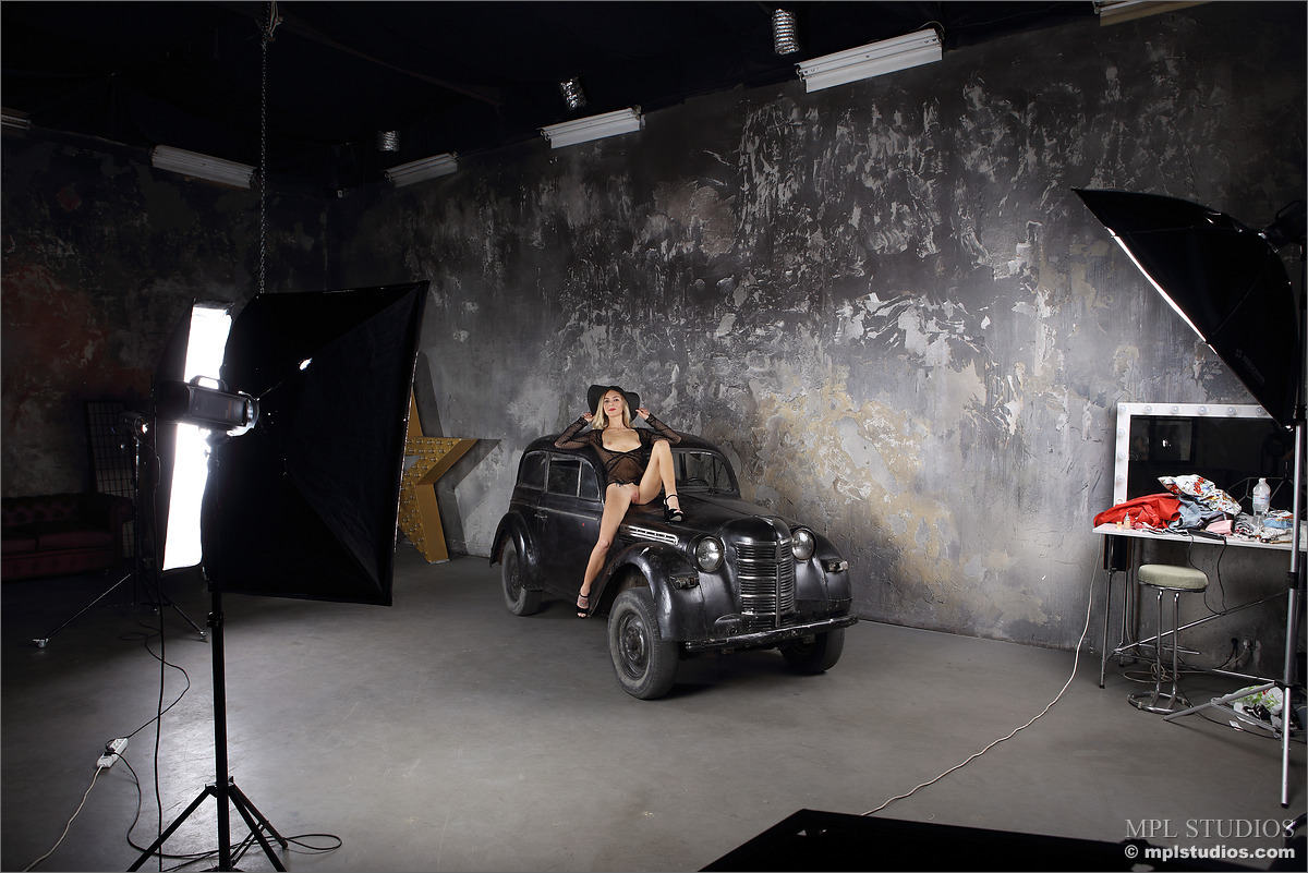 Photo #7 of MPL Studios posing in Shoot Day: Montage