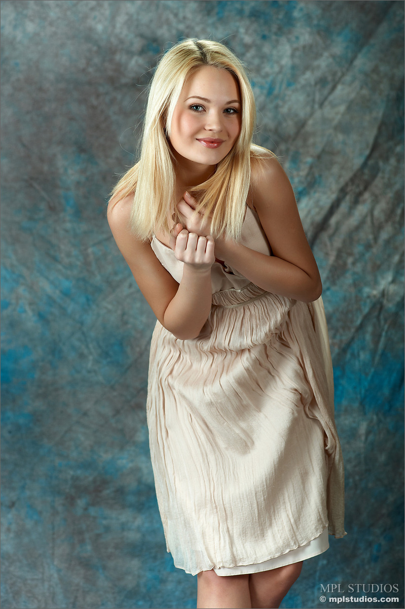 Photo #2 of Talia posing in Talias Collectors Cut: 45