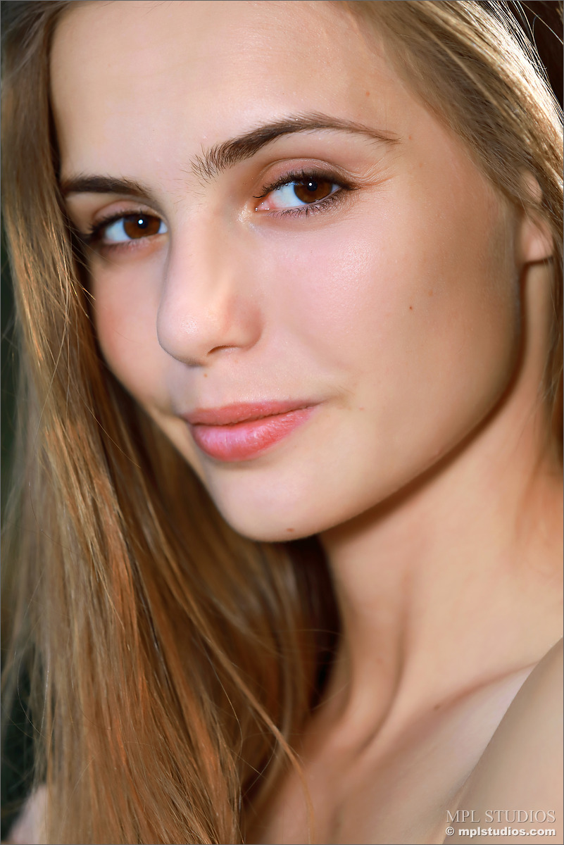 Photo #7 of Elle posing in Fairytale