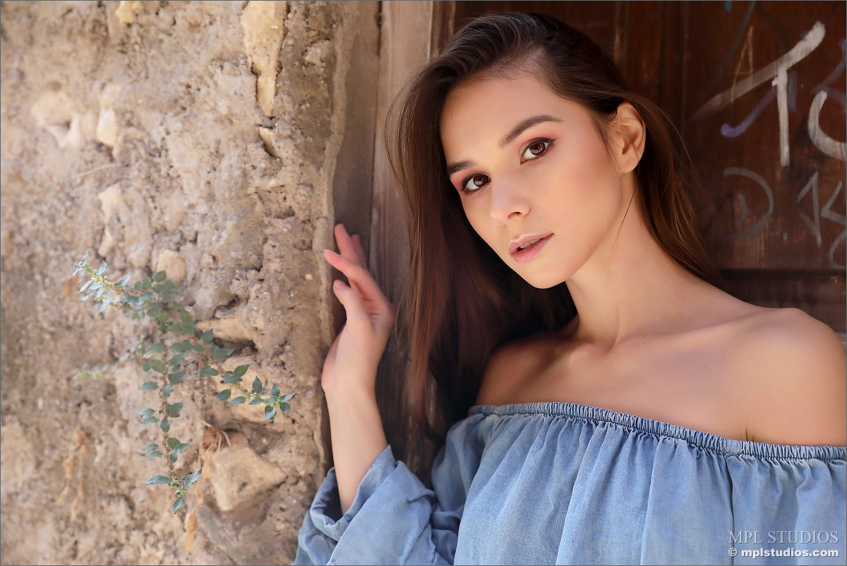 Photo #6 of Leona Mia posing in Postcard from Crete