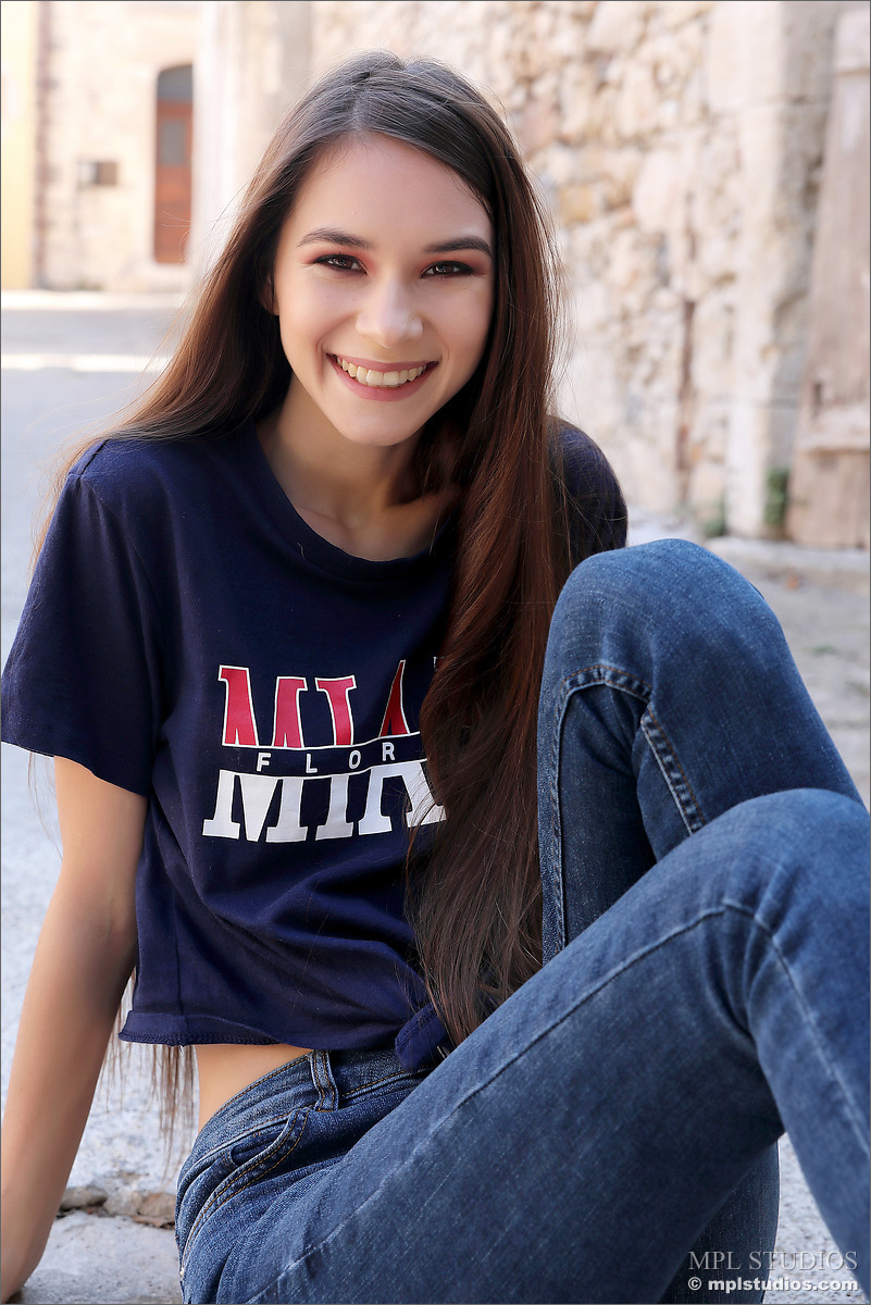 Photo #3 of Leona Mia posing in Postcard from Crete