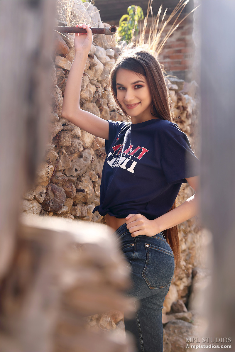 Photo #5 of Leona Mia posing in Postcard from Crete