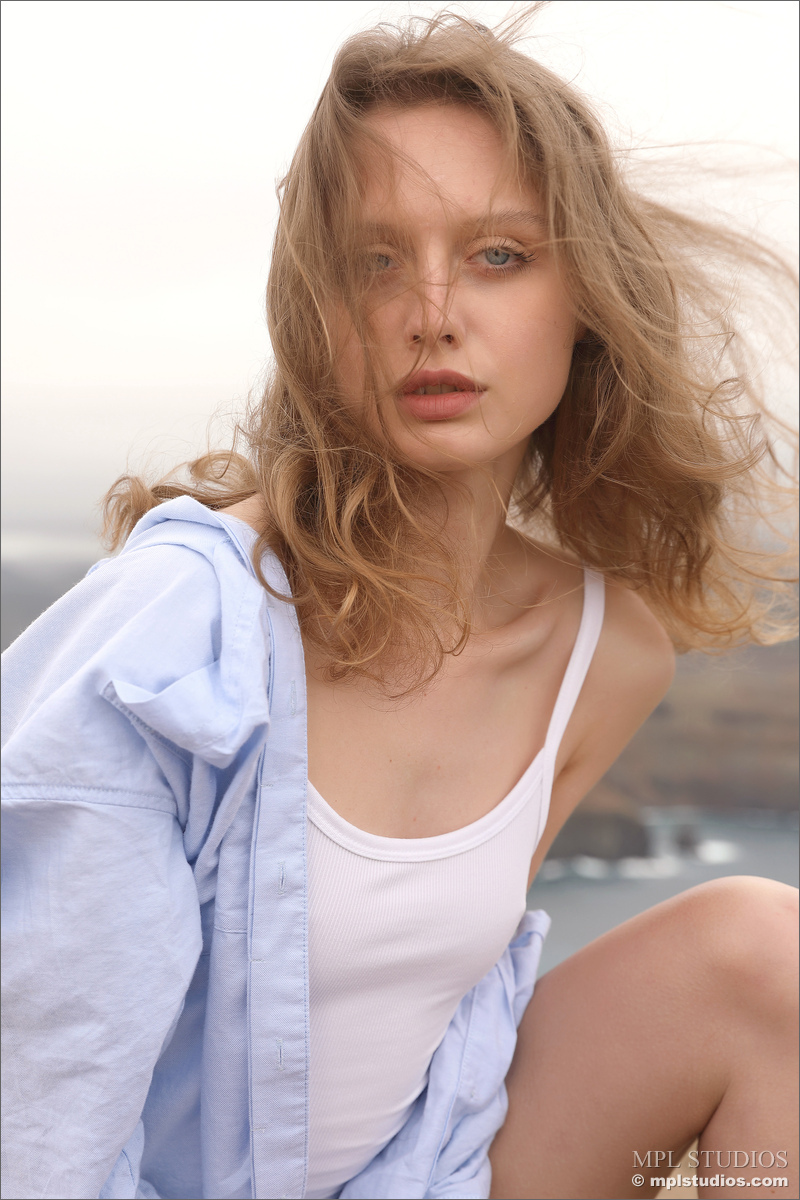 Photo #6 of Clarice posing in Postcard from Madeira