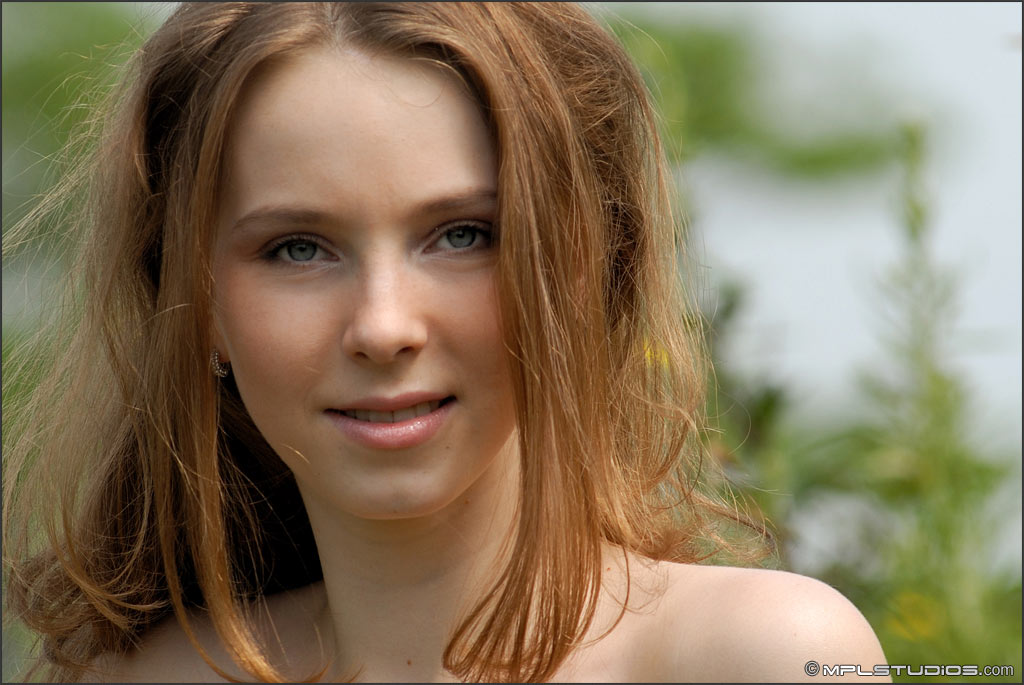 Photo #6 of Lidiya posing in Bonny Las